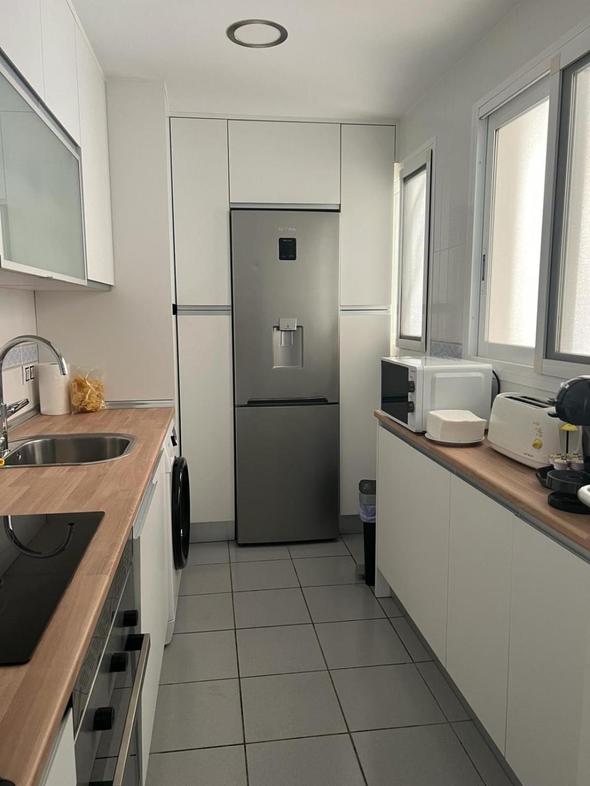 Apartamento Para 4 Personas Frente Al Mar ベニドルム エクステリア 写真